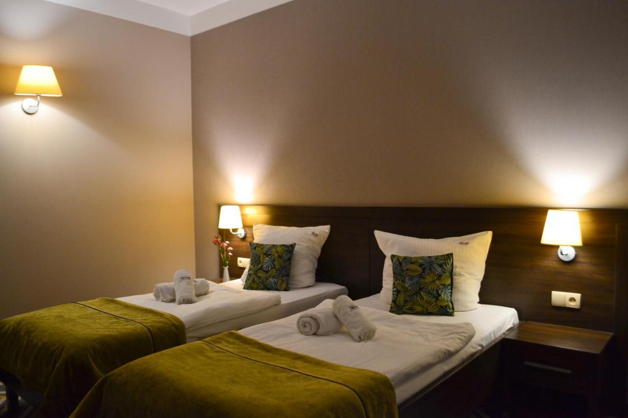 Hotel & Browar Slociak オポーレ エクステリア 写真